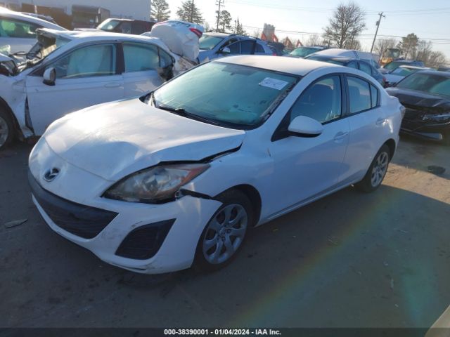 Photo 3 VIN: JM1BL1SF9A1289379 - MAZDA MAZDA3 