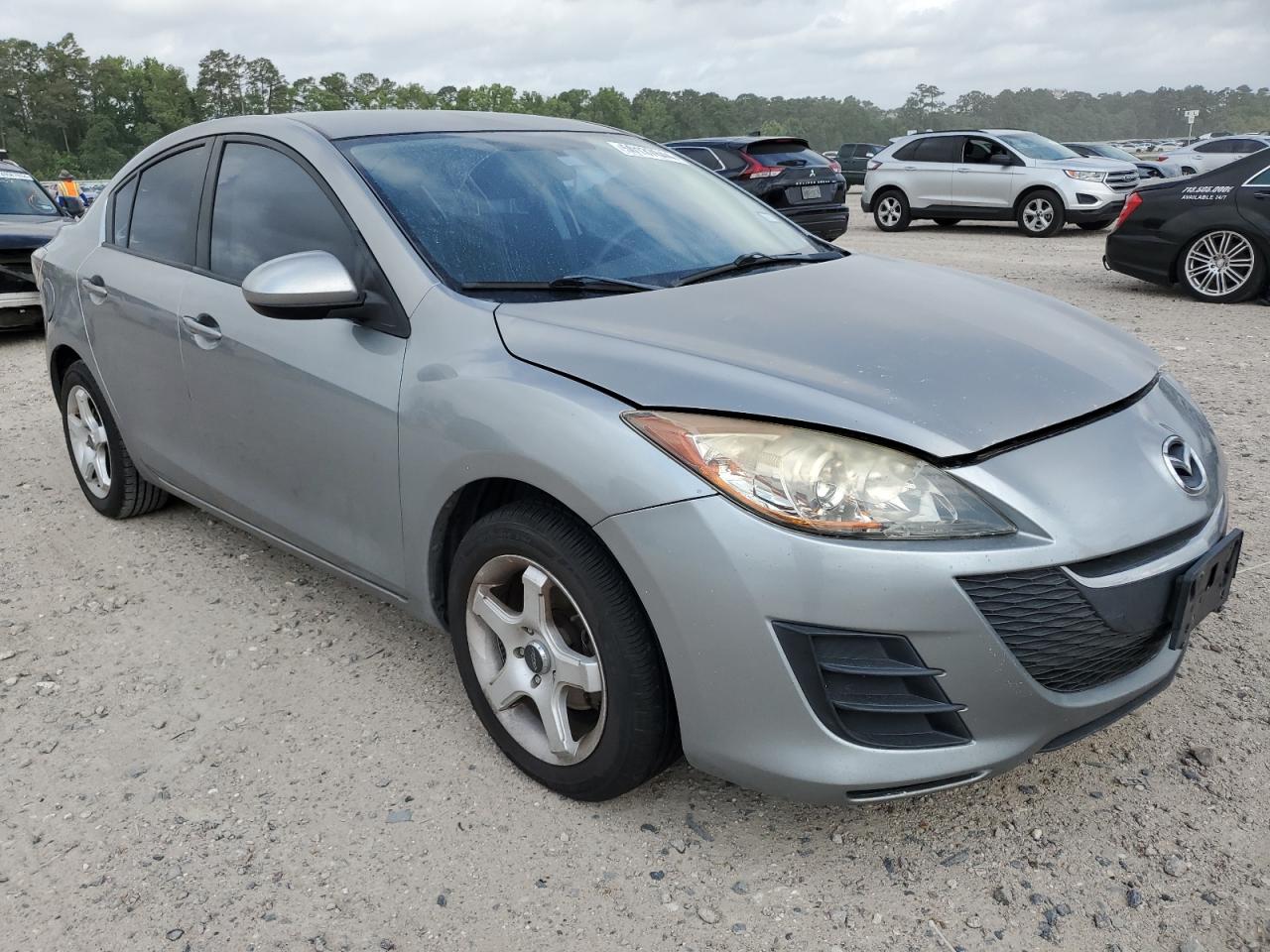 Photo 3 VIN: JM1BL1SFXA1143671 - MAZDA 3 