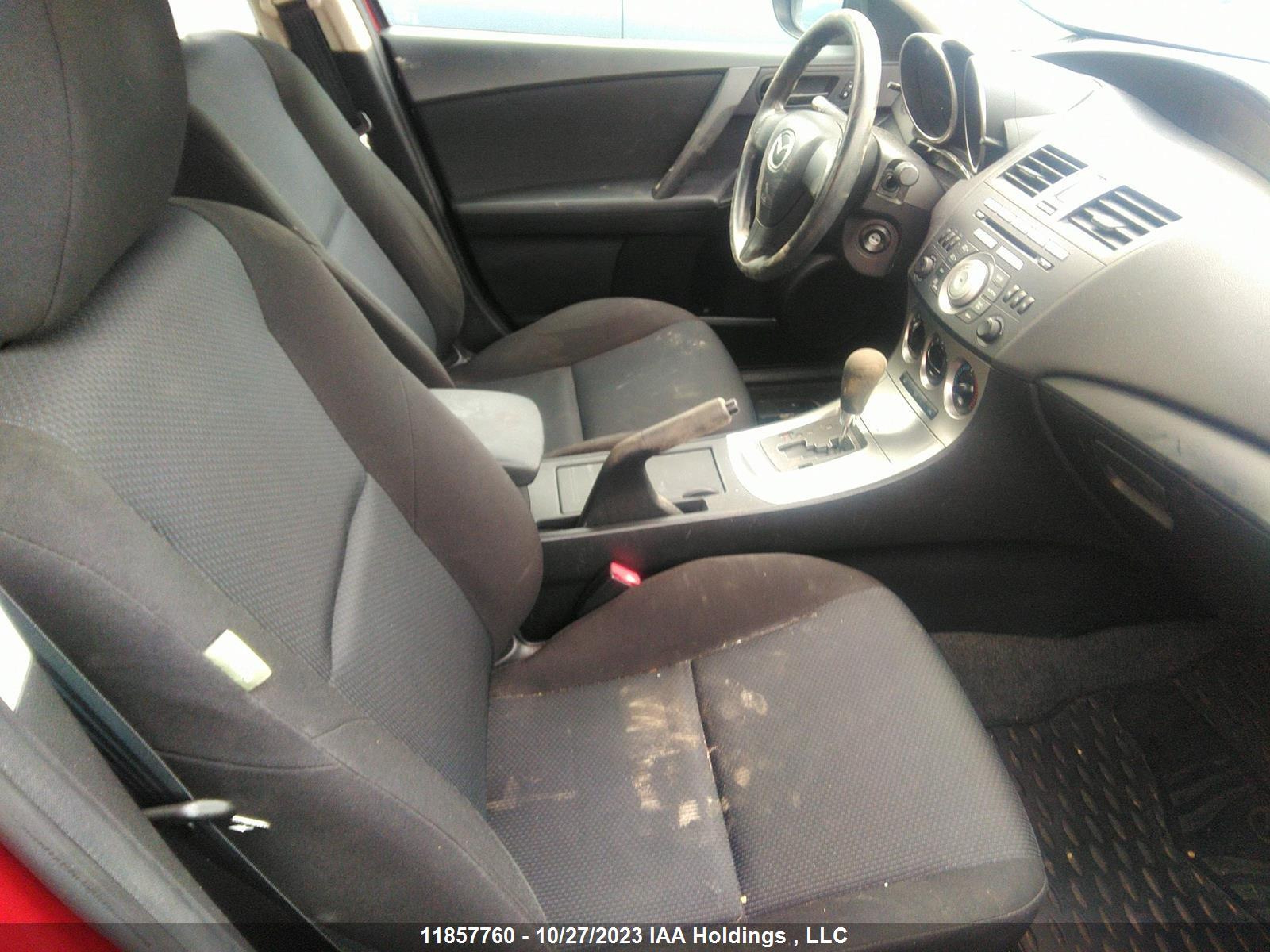 Photo 4 VIN: JM1BL1SFXA1342266 - MAZDA 3 