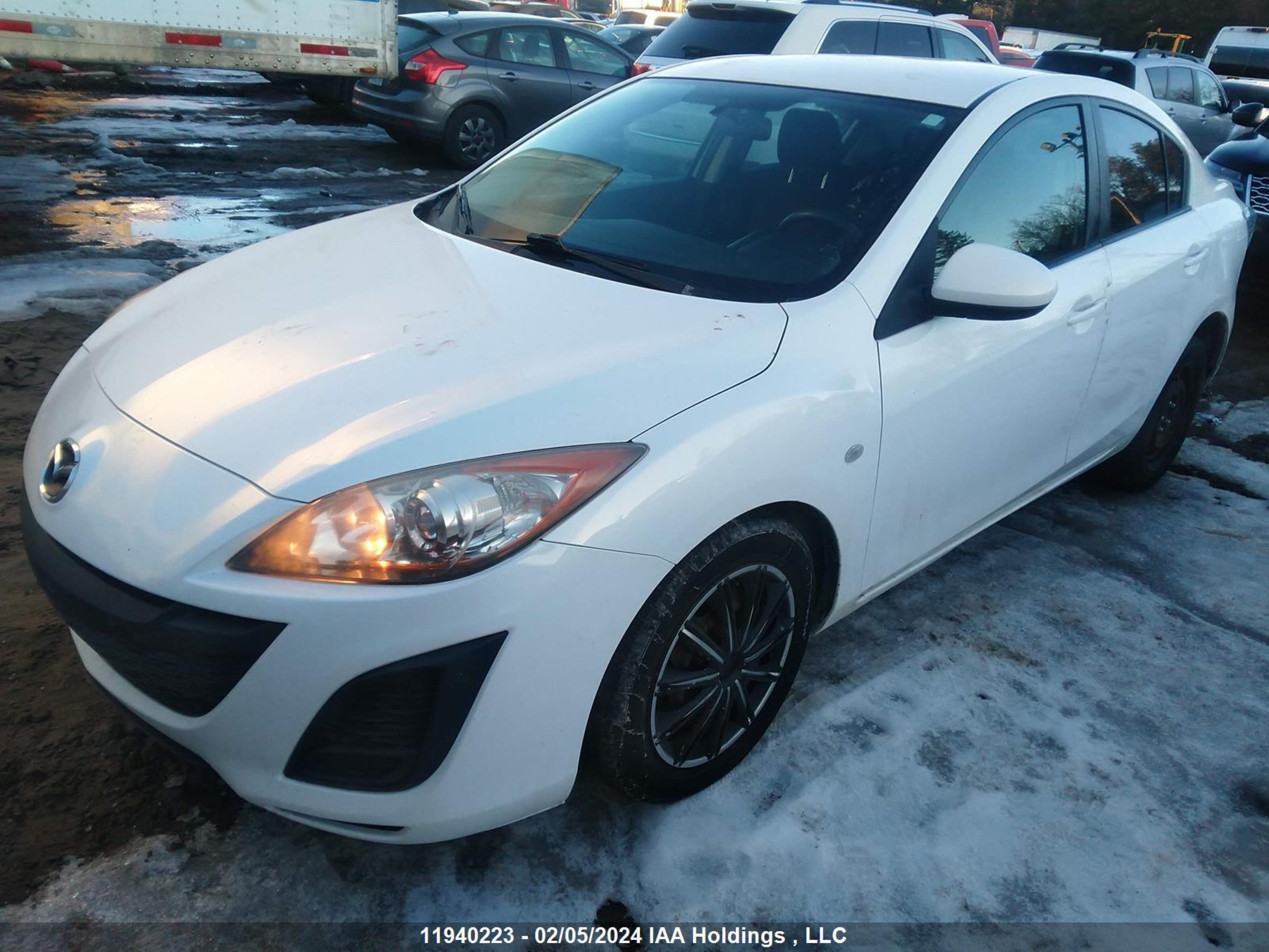 Photo 1 VIN: JM1BL1SFXA1353557 - MAZDA 3 