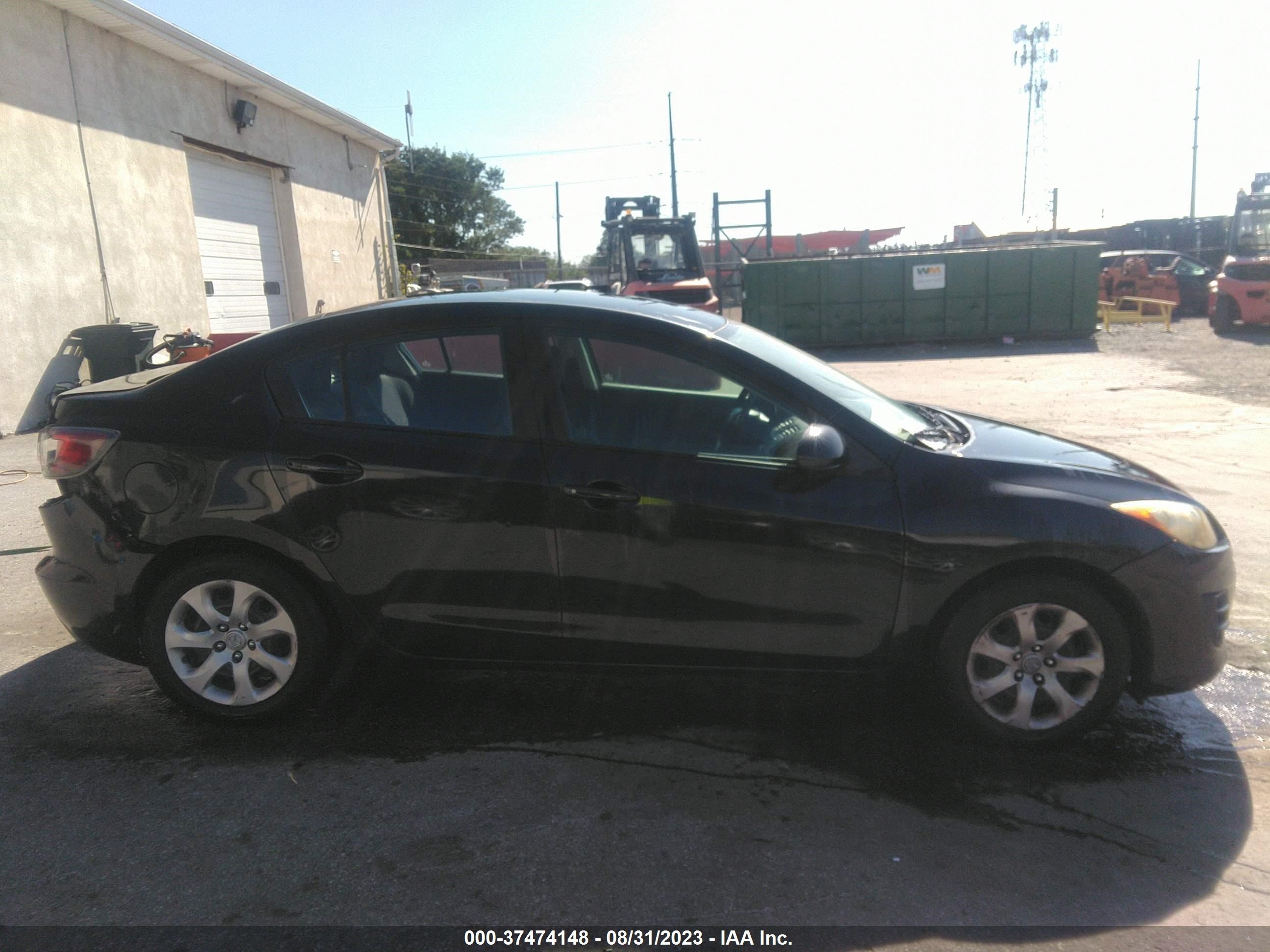 Photo 12 VIN: JM1BL1SG0A1156910 - MAZDA 3 