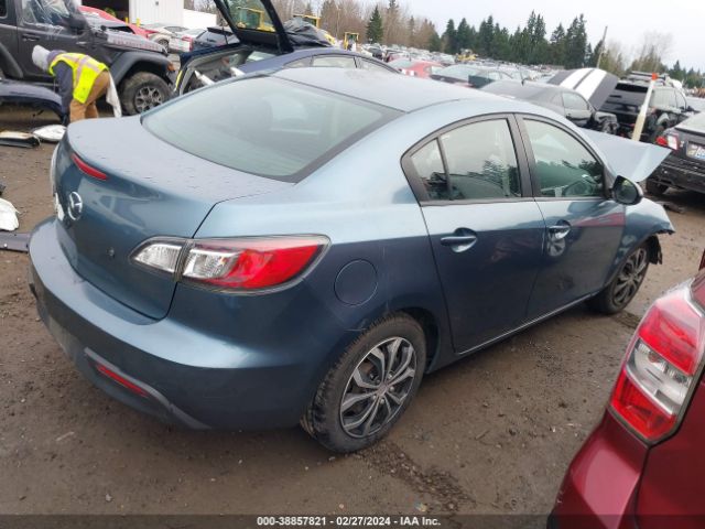 Photo 3 VIN: JM1BL1SG1A1216435 - MAZDA MAZDA3 