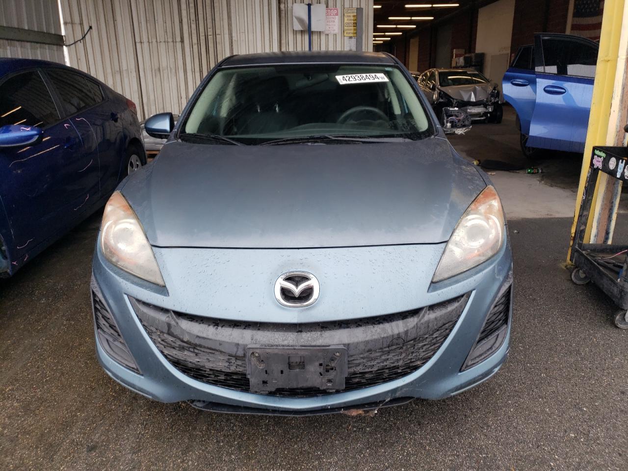 Photo 4 VIN: JM1BL1SG1A1331407 - MAZDA 3 