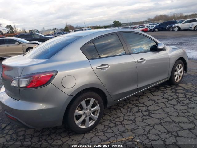 Photo 3 VIN: JM1BL1SG2A1250349 - MAZDA MAZDA3 