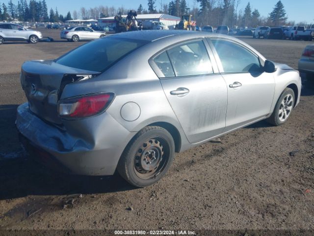 Photo 3 VIN: JM1BL1SG2A1283948 - MAZDA MAZDA3 