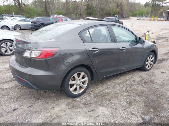 Photo 3 VIN: JM1BL1SG2A1284226 - MAZDA MAZDA3 