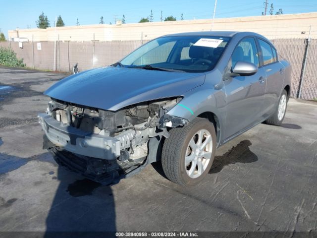 Photo 1 VIN: JM1BL1SG3A1141799 - MAZDA MAZDA3 