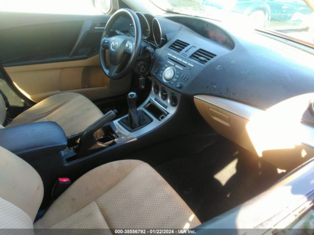 Photo 4 VIN: JM1BL1SG3A1155718 - MAZDA MAZDA3 