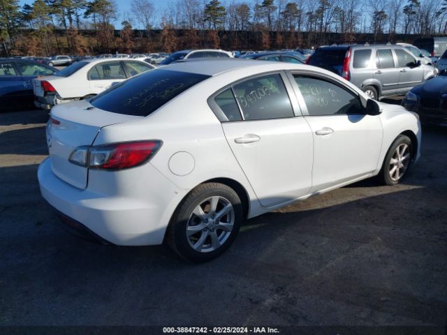 Photo 3 VIN: JM1BL1SG3A1166203 - MAZDA MAZDA3 