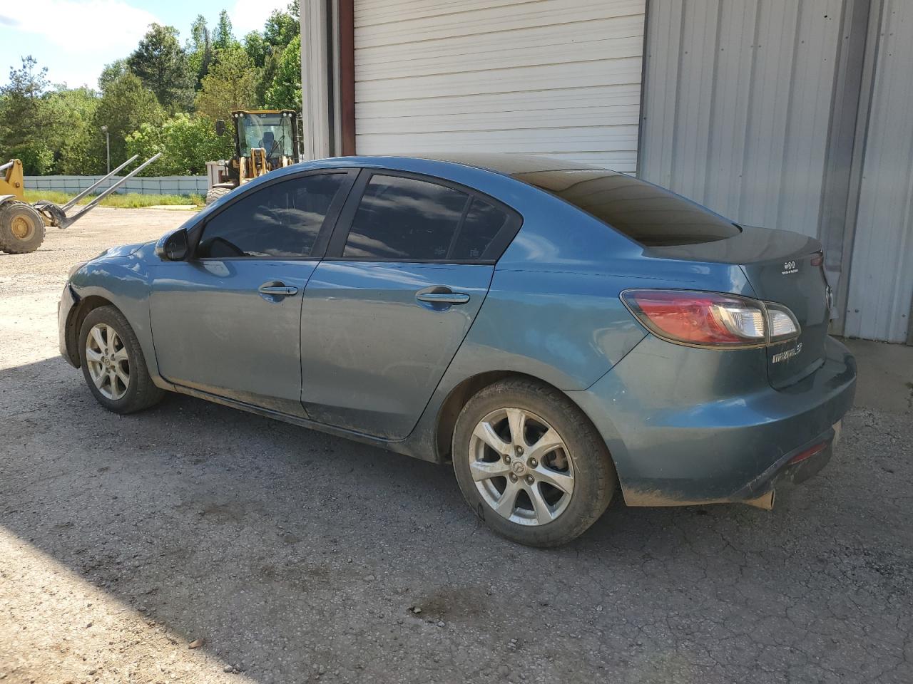 Photo 1 VIN: JM1BL1SG3A1336236 - MAZDA 3 