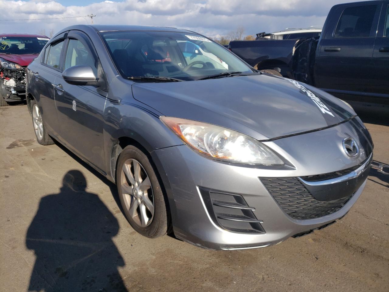 Photo 3 VIN: JM1BL1SG5A1131839 - MAZDA 3 