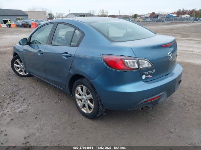 Photo 2 VIN: JM1BL1SG6A1212042 - MAZDA MAZDA3 