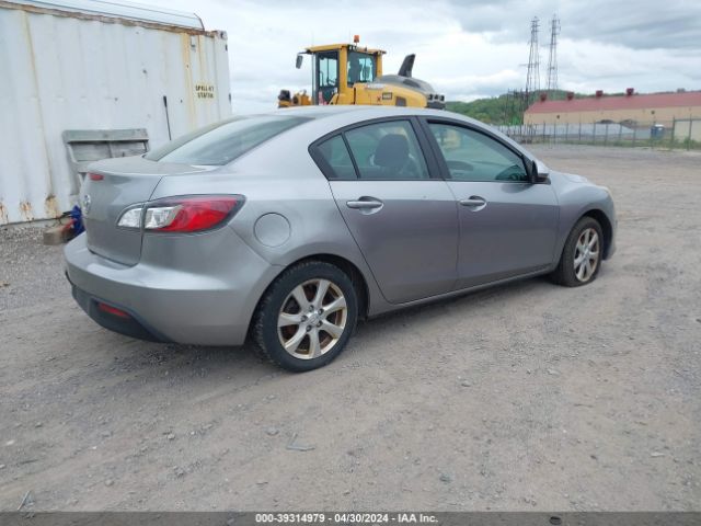 Photo 3 VIN: JM1BL1SG8A1216786 - MAZDA MAZDA3 