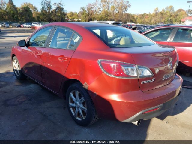 Photo 2 VIN: JM1BL1SG8A1258908 - MAZDA MAZDA3 