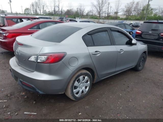 Photo 3 VIN: JM1BL1SG9A1295384 - MAZDA MAZDA3 