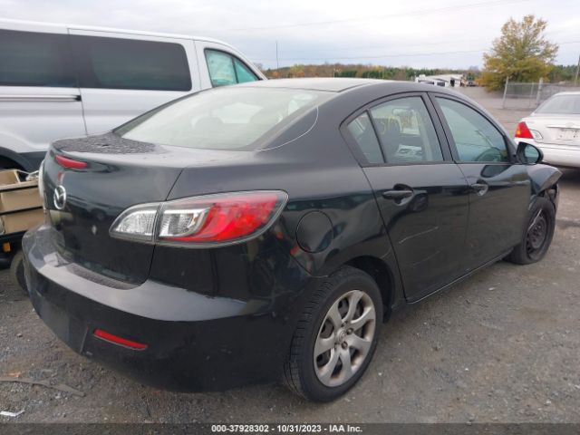 Photo 3 VIN: JM1BL1TF1D1725080 - MAZDA MAZDA3 