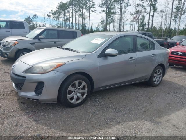 Photo 1 VIN: JM1BL1TF1D1826393 - MAZDA MAZDA3 