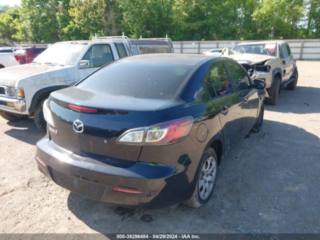 Photo 3 VIN: JM1BL1TF2D1720762 - MAZDA 3 