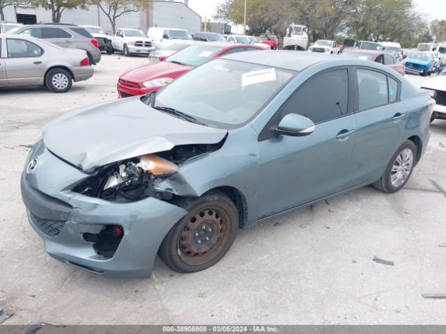 Photo 1 VIN: JM1BL1TF2D1814172 - MAZDA MAZDA3 