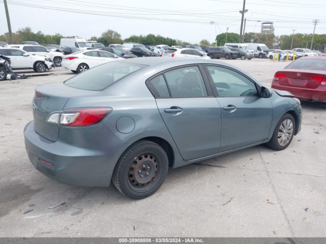 Photo 3 VIN: JM1BL1TF2D1814172 - MAZDA MAZDA3 