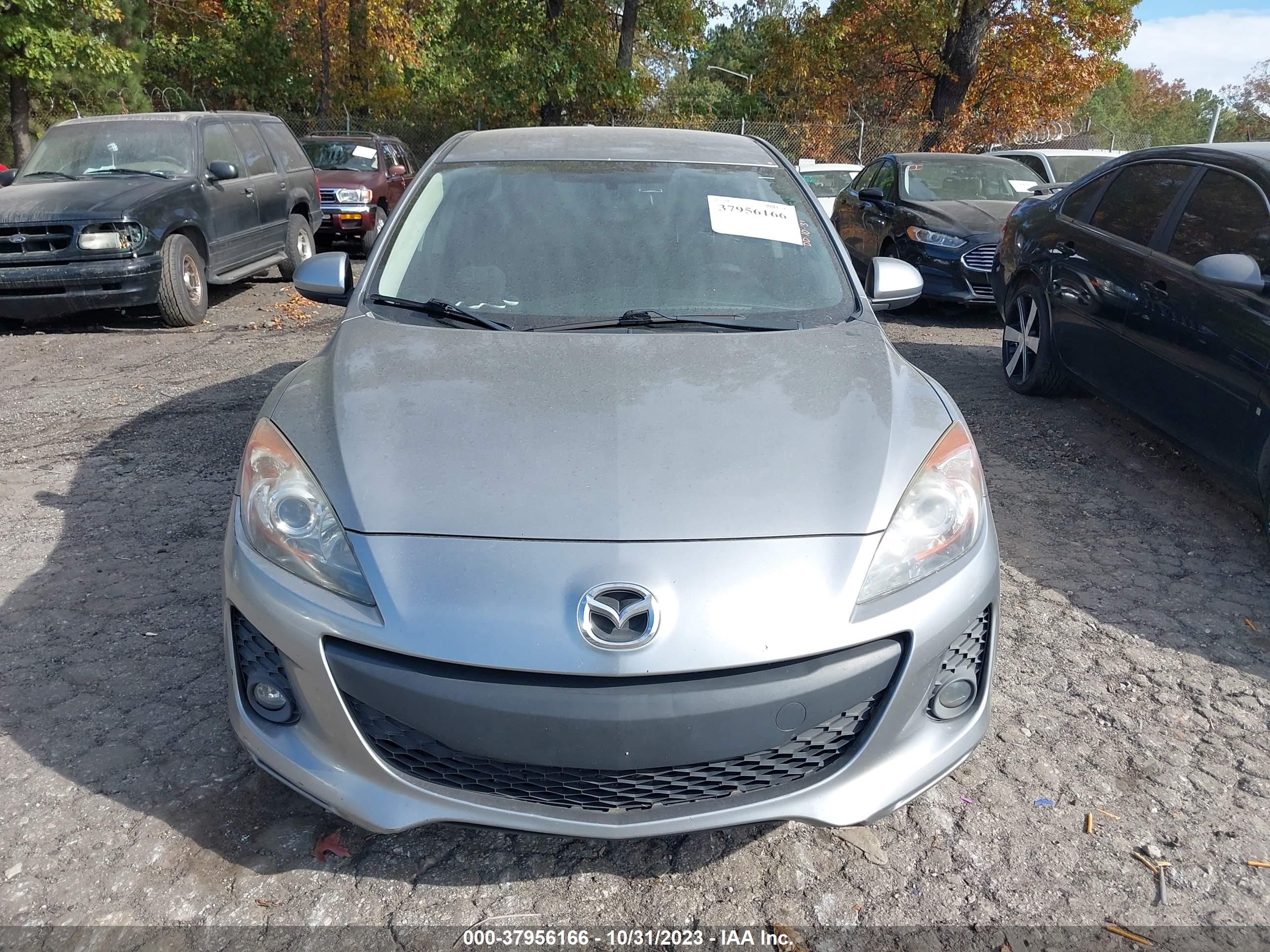 Photo 5 VIN: JM1BL1TF4D1764942 - MAZDA 3 