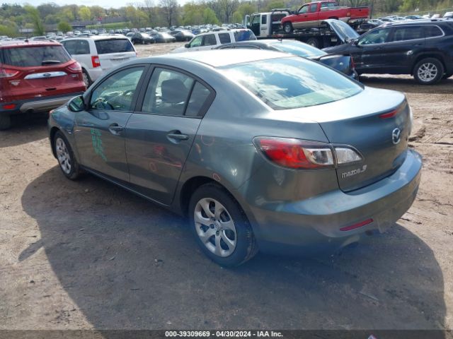 Photo 2 VIN: JM1BL1TF4D1788139 - MAZDA MAZDA3 