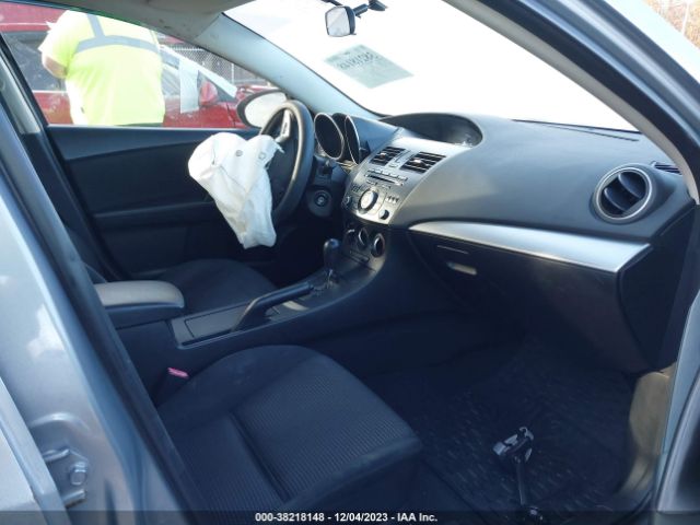 Photo 4 VIN: JM1BL1TF6D1756874 - MAZDA MAZDA3 