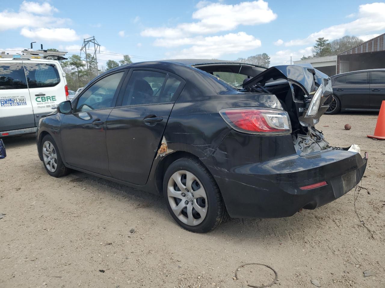 Photo 1 VIN: JM1BL1TF7D1708185 - MAZDA 3 