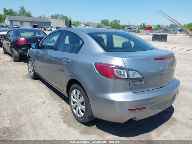 Photo 2 VIN: JM1BL1TF7D1841464 - MAZDA MAZDA3 