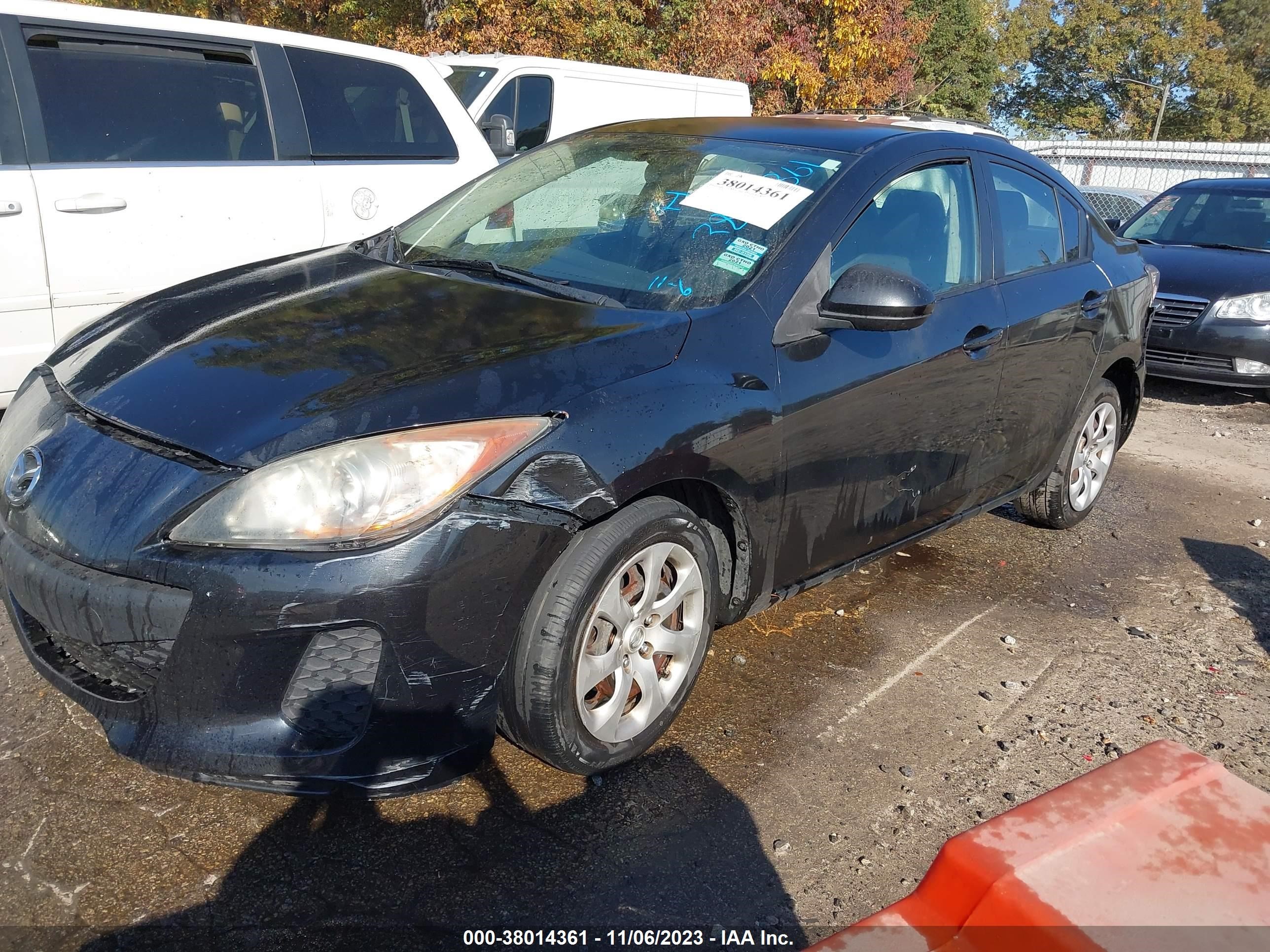 Photo 1 VIN: JM1BL1TF8D1766287 - MAZDA 3 