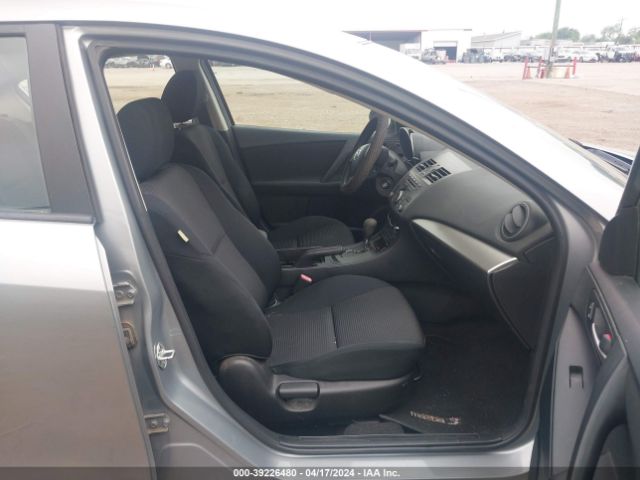 Photo 4 VIN: JM1BL1TFXD1783169 - MAZDA 3 I 