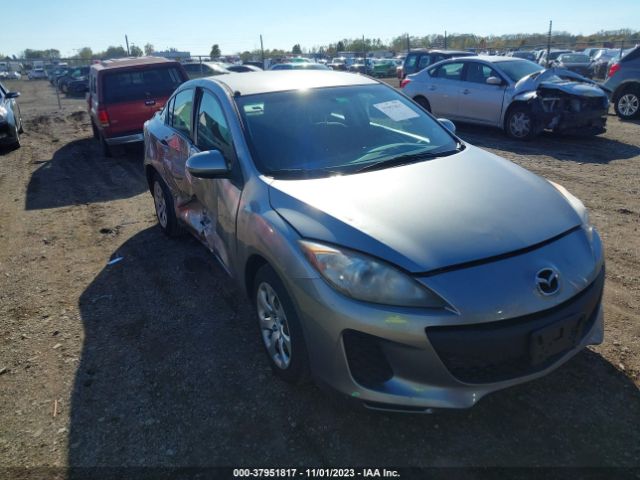 Photo 0 VIN: JM1BL1TFXD1829101 - MAZDA MAZDA3 