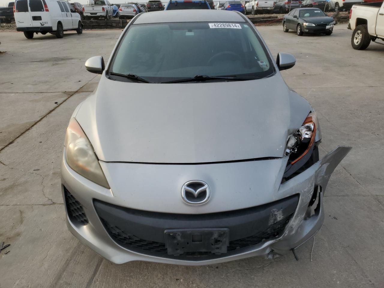 Photo 4 VIN: JM1BL1TFXD1845668 - MAZDA 3 