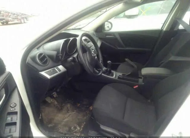 Photo 4 VIN: JM1BL1TG2D1764804 - MAZDA MAZDA3 