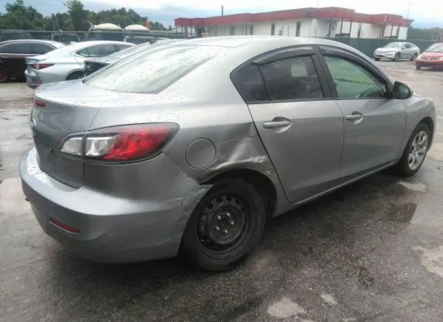 Photo 3 VIN: JM1BL1TG4D1851040 - MAZDA MAZDA3 