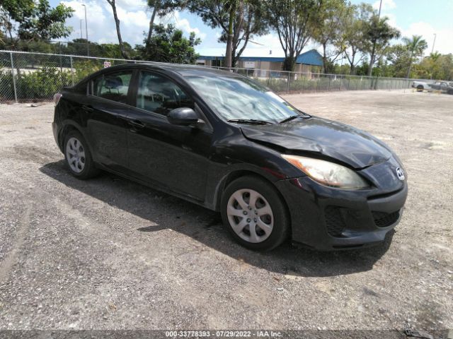 Photo 0 VIN: JM1BL1TG6D1788412 - MAZDA 3 