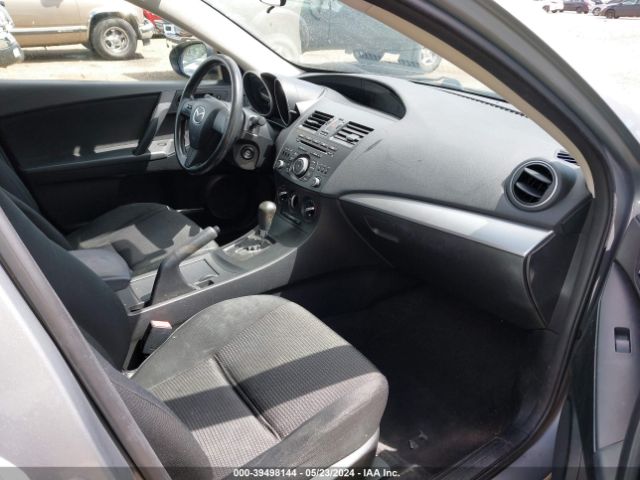 Photo 4 VIN: JM1BL1TG7D1763924 - MAZDA MAZDA3 