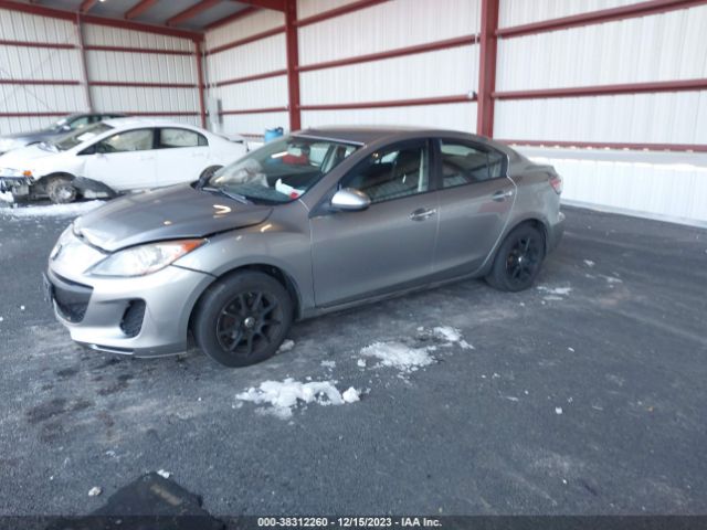 Photo 1 VIN: JM1BL1TG9D1823024 - MAZDA 3 