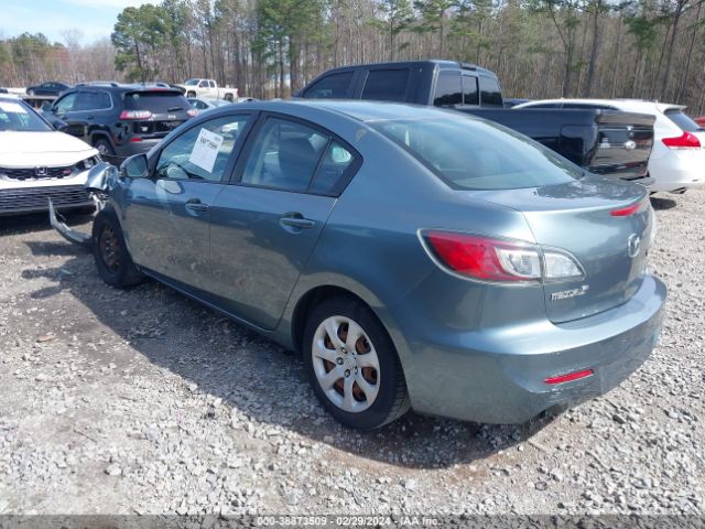 Photo 2 VIN: JM1BL1TGXD1707024 - MAZDA MAZDA3 