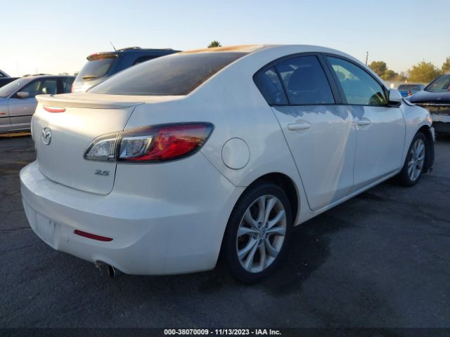 Photo 3 VIN: JM1BL1U62B1478616 - MAZDA MAZDA3 