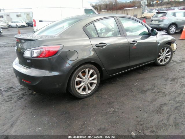 Photo 3 VIN: JM1BL1U6XB1465614 - MAZDA MAZDA3 