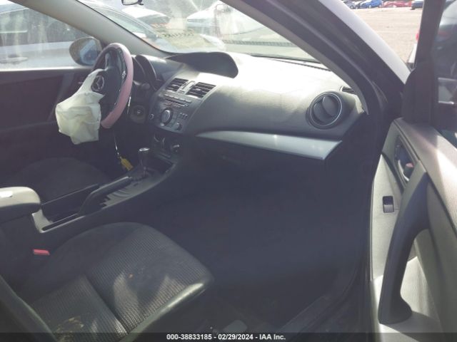 Photo 4 VIN: JM1BL1U70D1715549 - MAZDA MAZDA3 