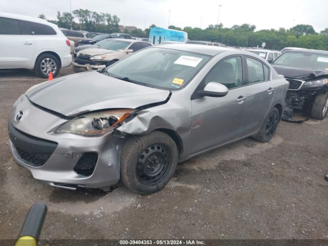 Photo 1 VIN: JM1BL1U70D1721092 - MAZDA MAZDA3 