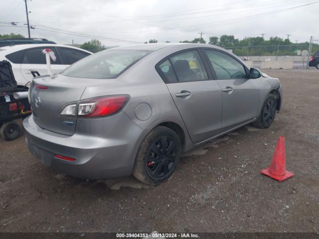 Photo 3 VIN: JM1BL1U70D1721092 - MAZDA MAZDA3 