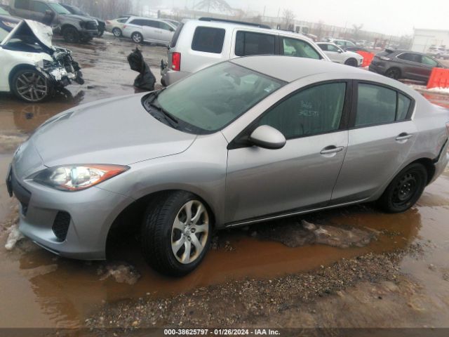 Photo 1 VIN: JM1BL1U70D1751712 - MAZDA MAZDA3 