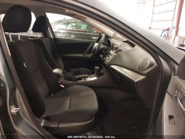 Photo 4 VIN: JM1BL1U72D1797929 - MAZDA MAZDA3 