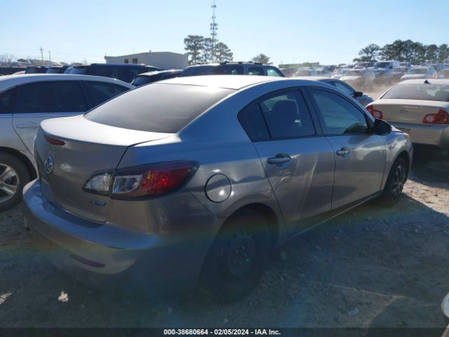 Photo 3 VIN: JM1BL1U73D1753499 - MAZDA MAZDA3 