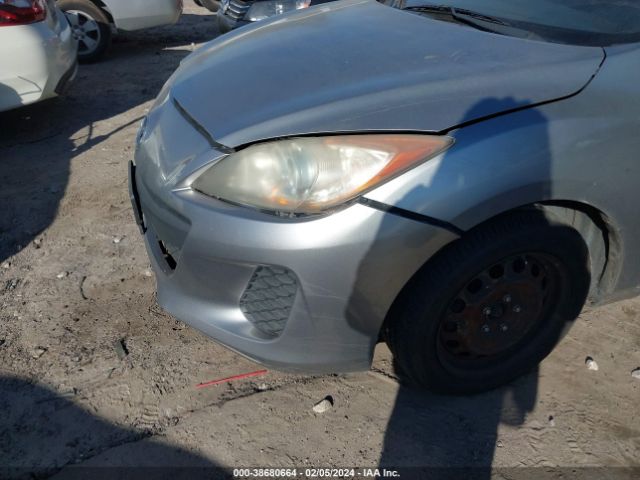 Photo 5 VIN: JM1BL1U73D1753499 - MAZDA MAZDA3 