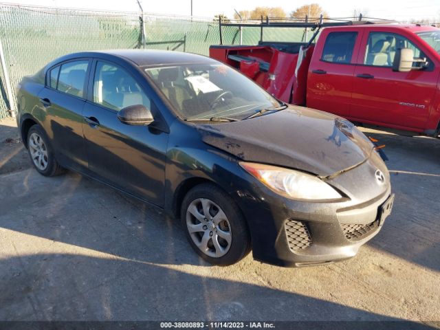 Photo 0 VIN: JM1BL1U77D1793813 - MAZDA MAZDA3 