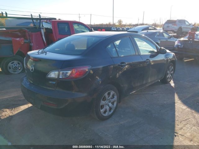 Photo 3 VIN: JM1BL1U77D1793813 - MAZDA MAZDA3 